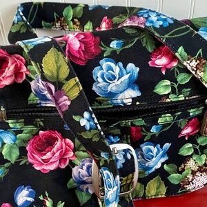 Purse, Shoulder Bag in Flowered Canvas with Zipper Opening, Velcro Clasp